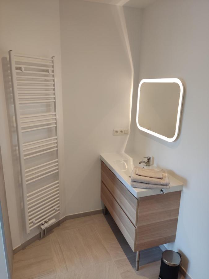 Studio Citadelle - Chambres Avec Salle De Bain Independantes Et Cuisine Partagee 리에주 외부 사진